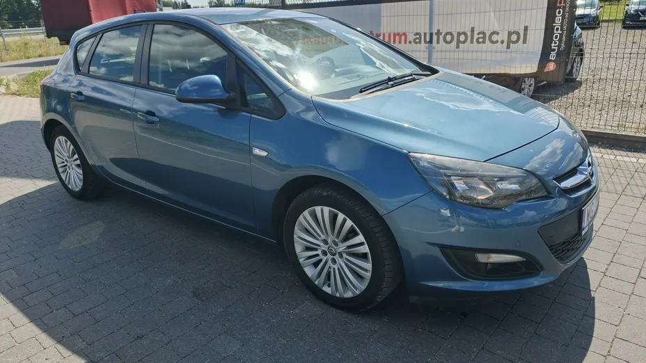 OPEL Astra -
