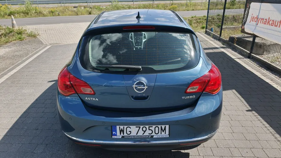 OPEL Astra -