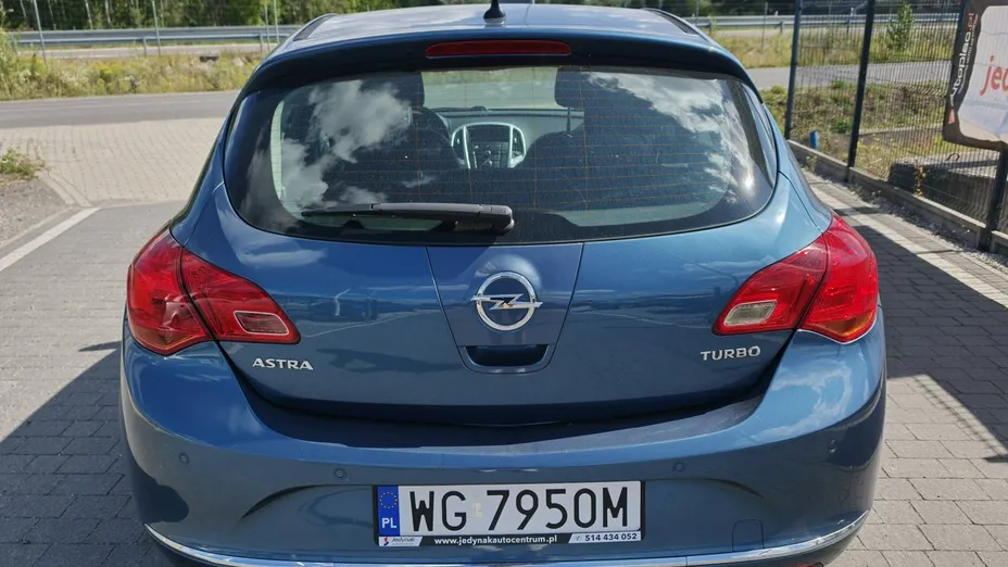 OPEL Astra -