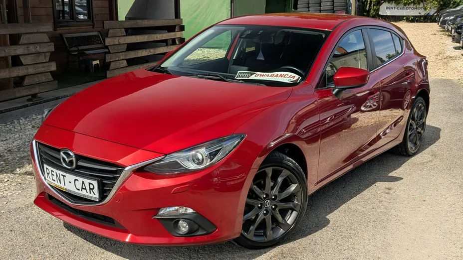 MAZDA 3 -