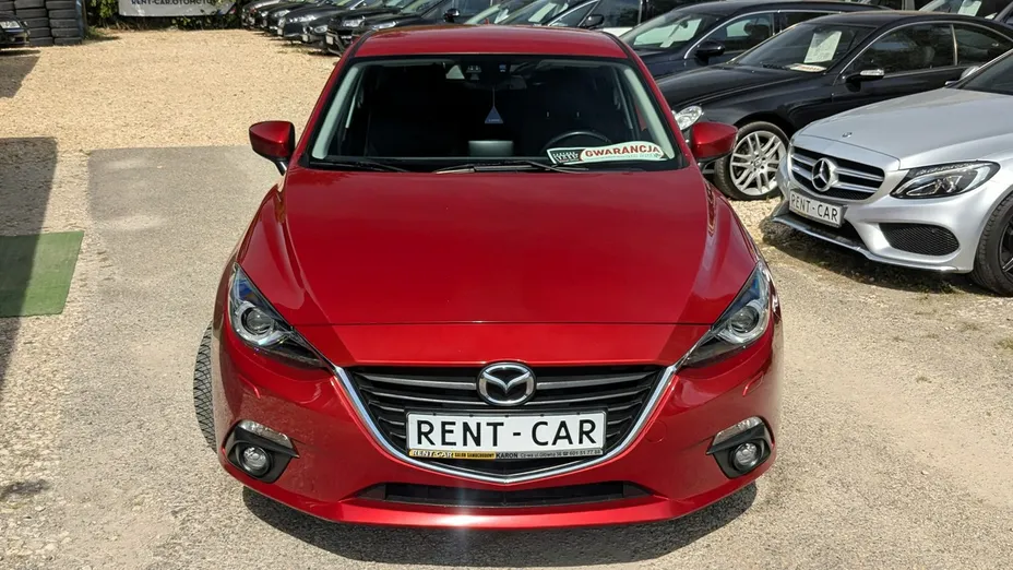 MAZDA 3 -