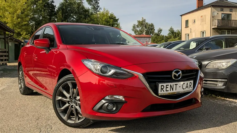 MAZDA 3 -