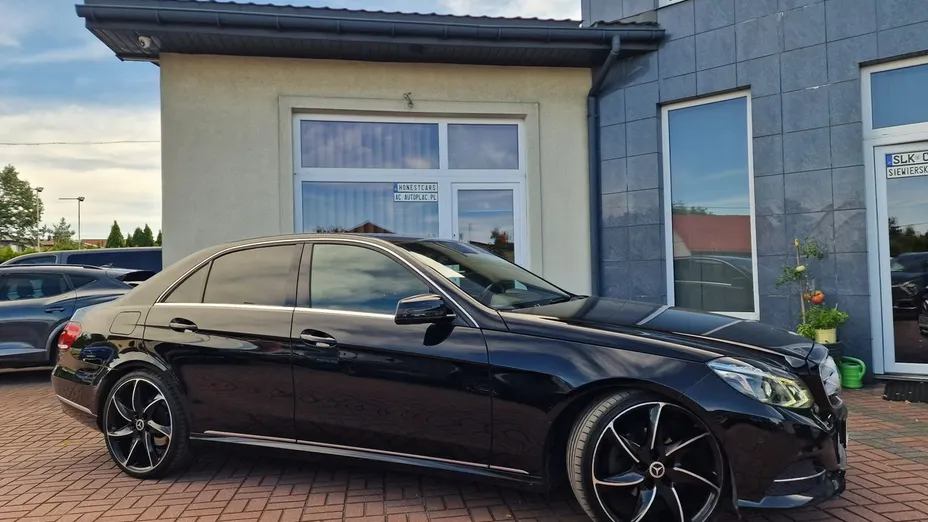 MERCEDES-BENZ E Klasa -