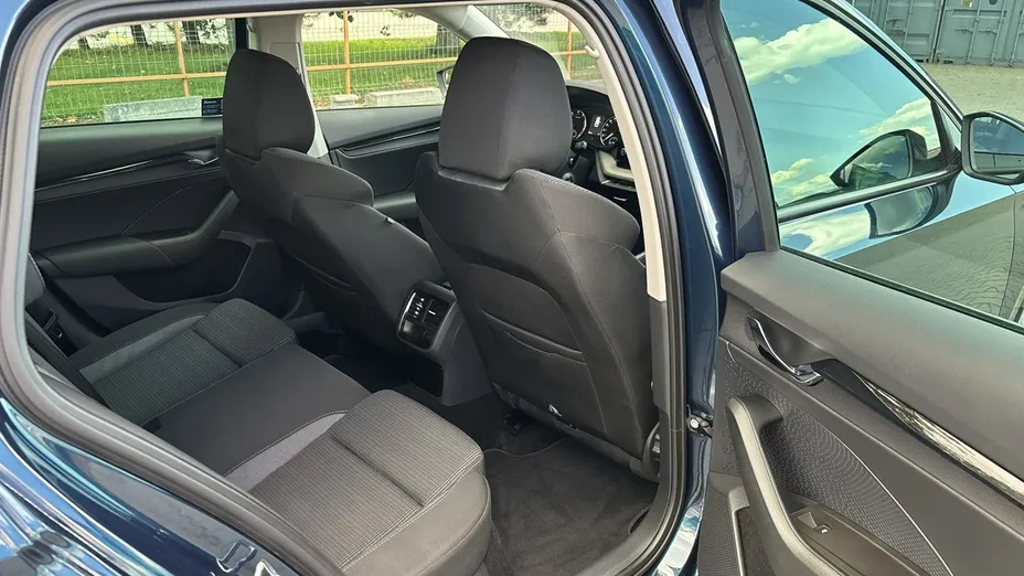 SKODA Octavia -