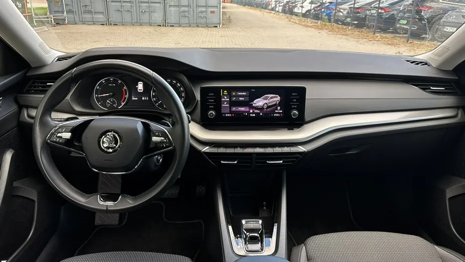 SKODA Octavia -