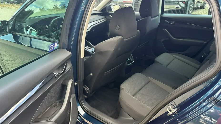 SKODA Octavia -