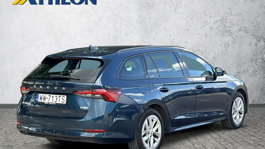 SKODA Octavia -