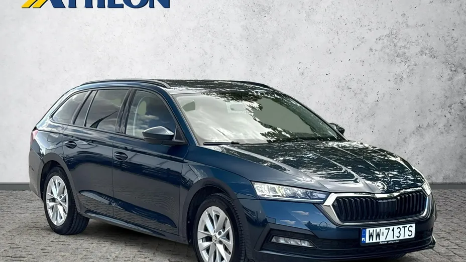 SKODA Octavia -