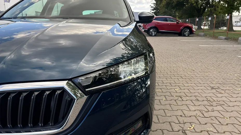 SKODA Octavia -