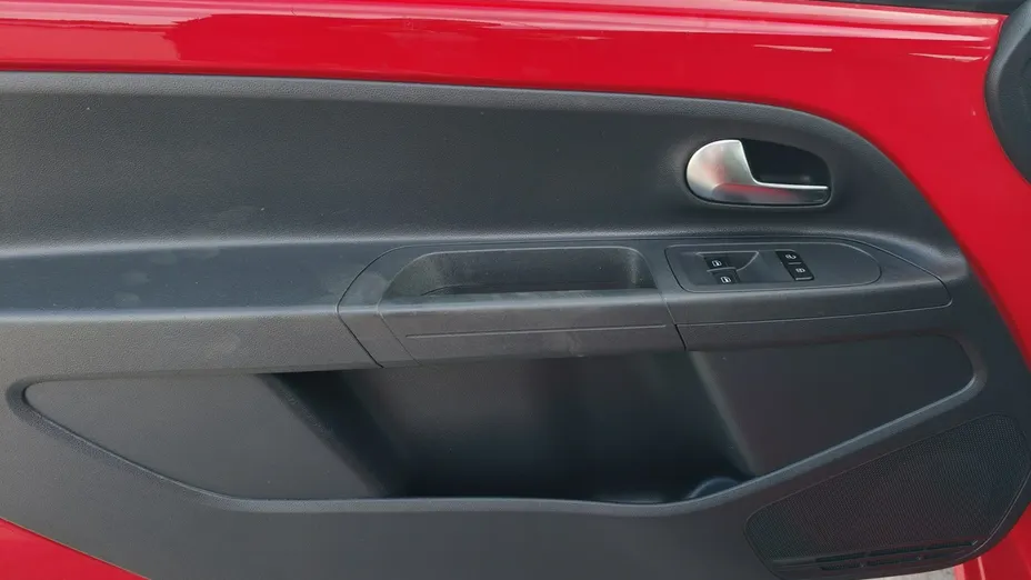 VOLKSWAGEN up! -
