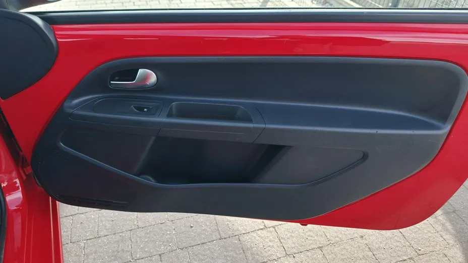 VOLKSWAGEN up! -