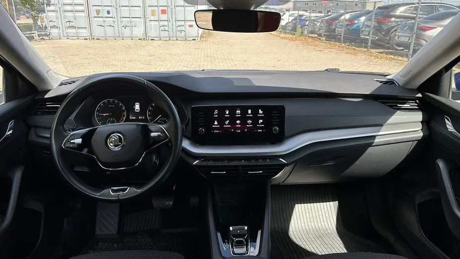SKODA Octavia -