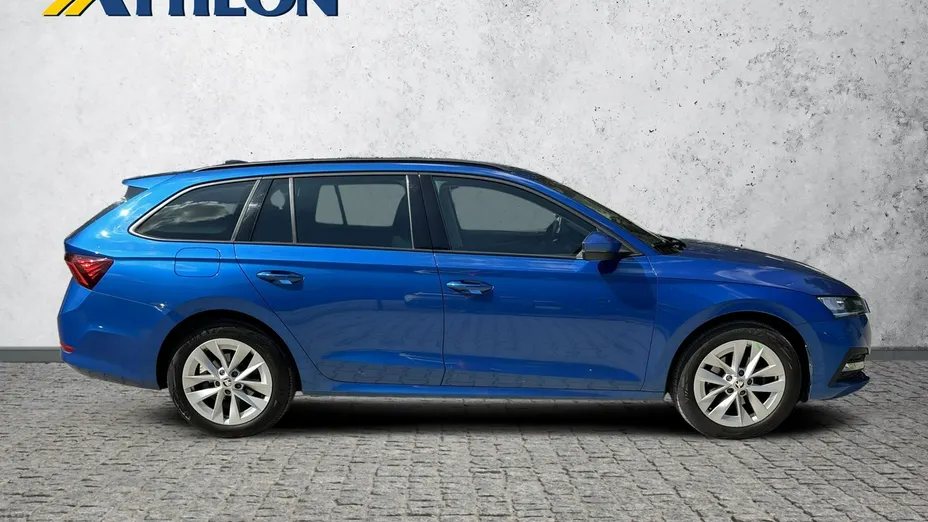 SKODA Octavia -