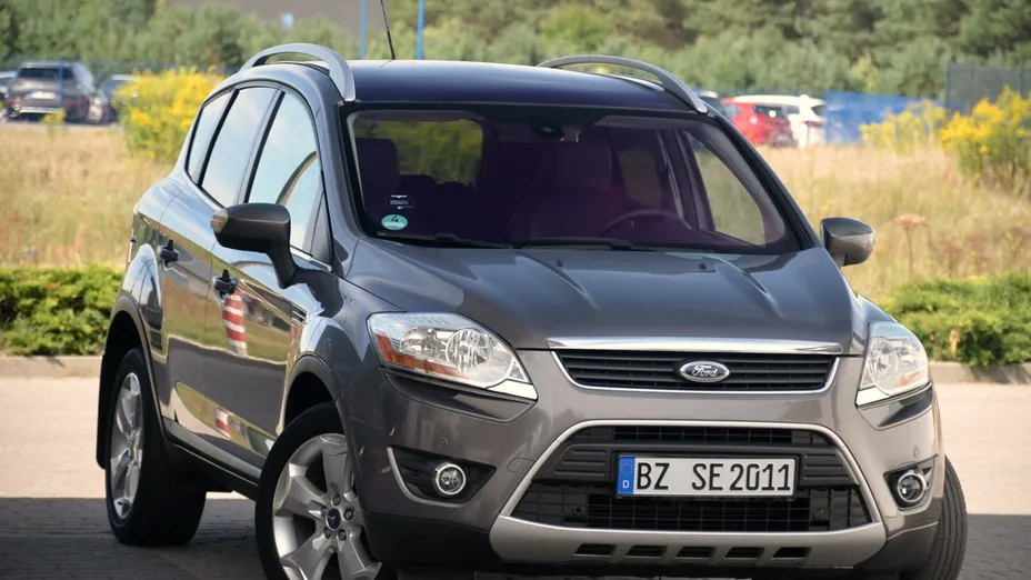 FORD Kuga -