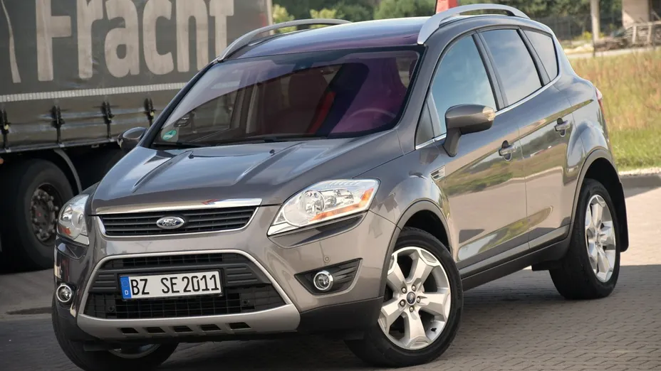 FORD Kuga -