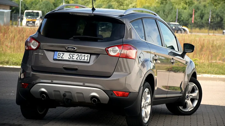 FORD Kuga -