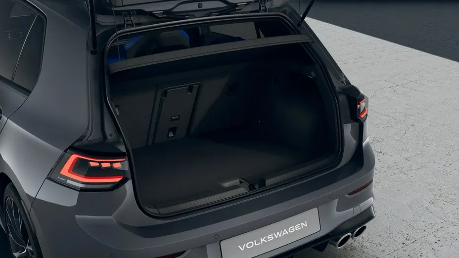 VOLKSWAGEN Golf -