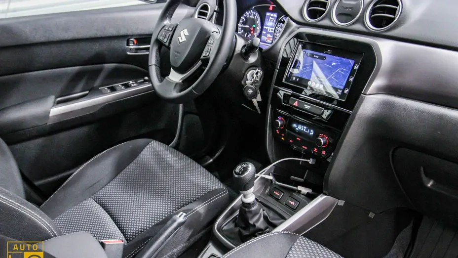 SUZUKI Vitara -