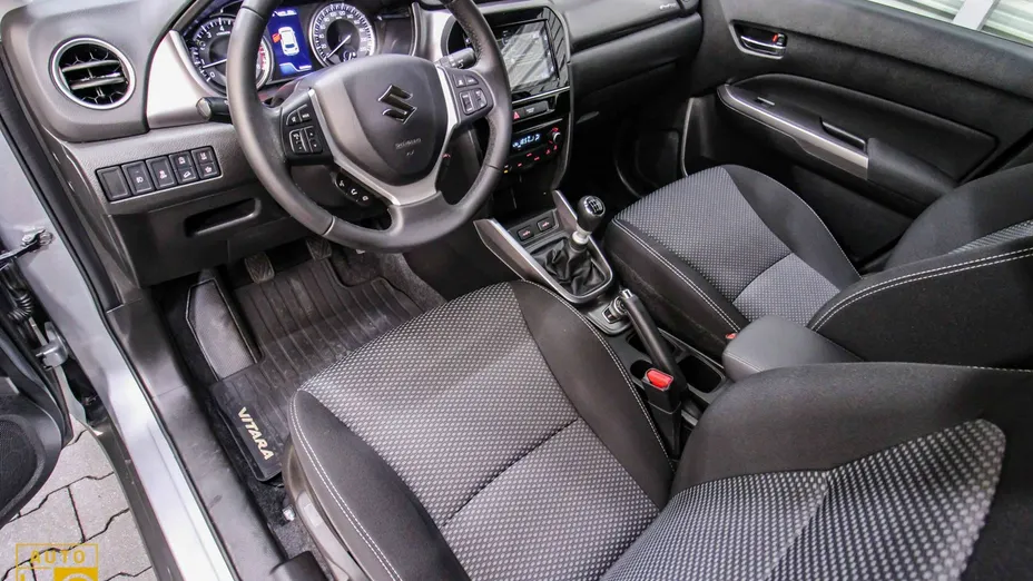 SUZUKI Vitara -