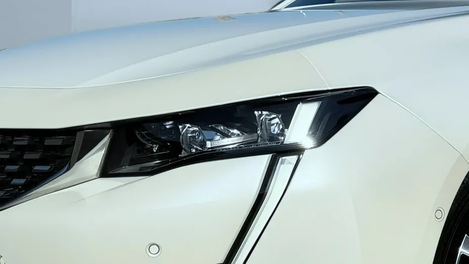PEUGEOT 508 -