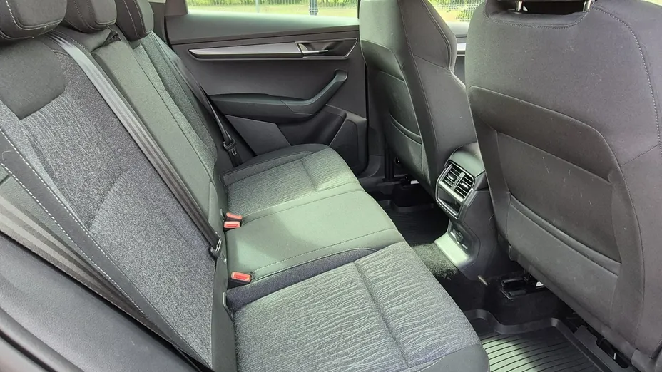 SKODA Karoq -