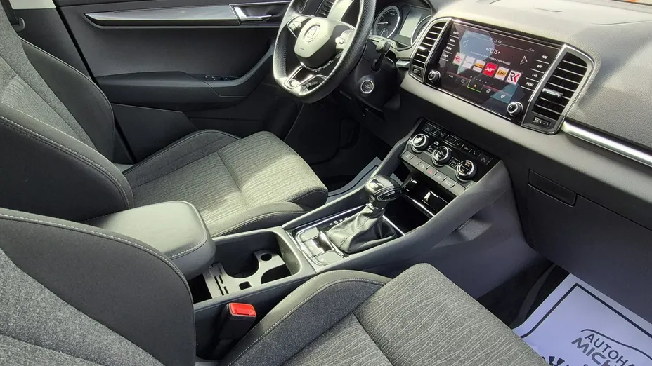 SKODA Karoq -