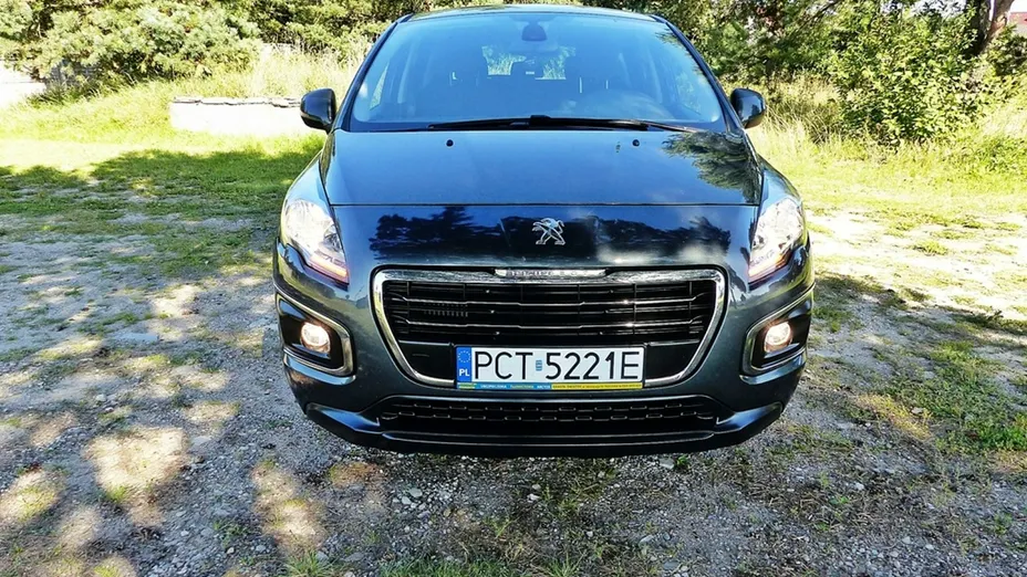 PEUGEOT 3008 -