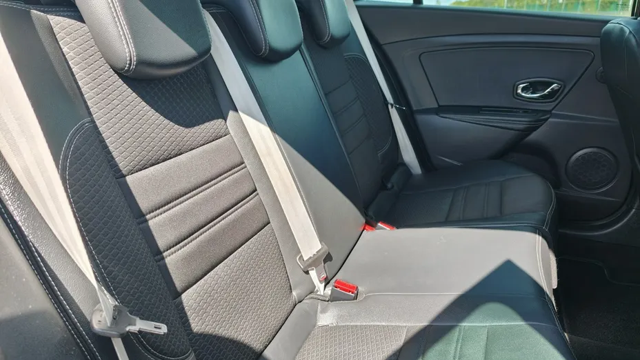 RENAULT Megane -