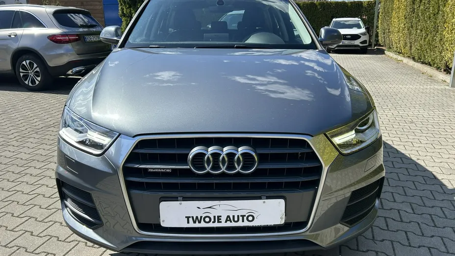 AUDI Q3 -