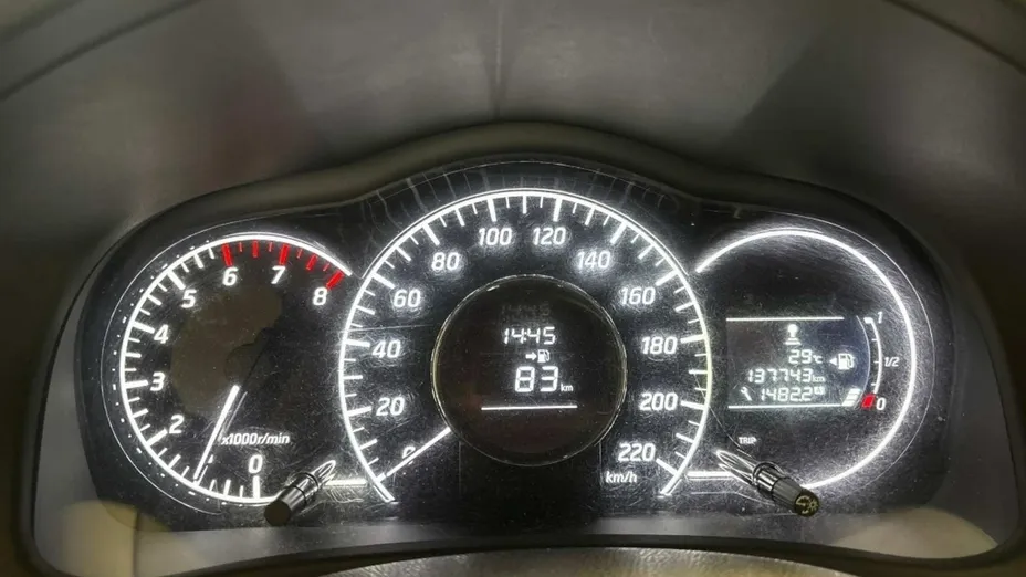 NISSAN Note -