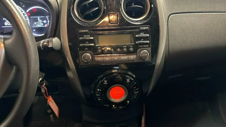 NISSAN Note -