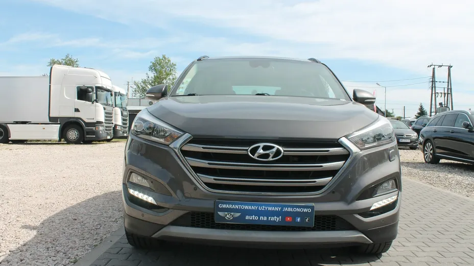 HYUNDAI Tucson -