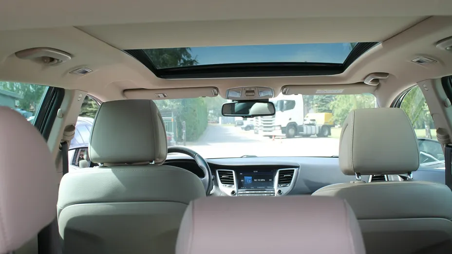 HYUNDAI Tucson -