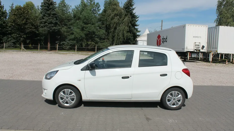 MITSUBISHI Space Star -
