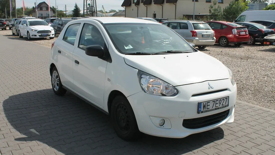 MITSUBISHI Space Star -