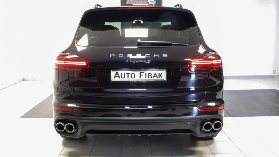 PORSCHE Cayenne -