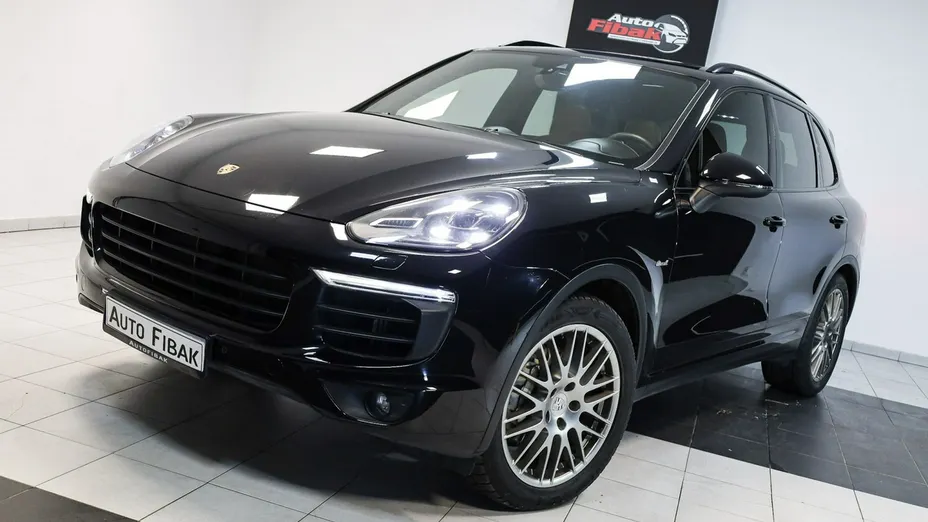 PORSCHE Cayenne -