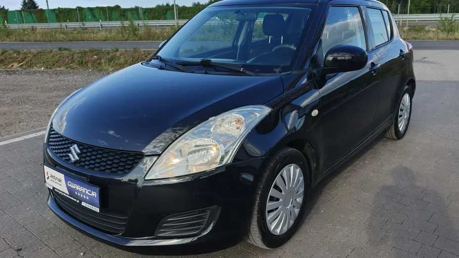 SUZUKI Swift -