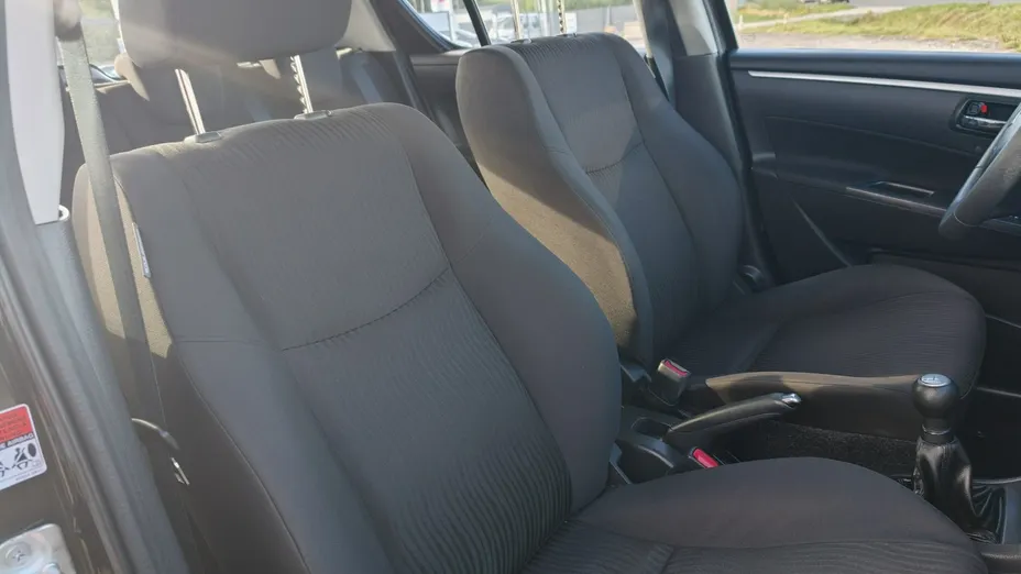 SUZUKI Swift -