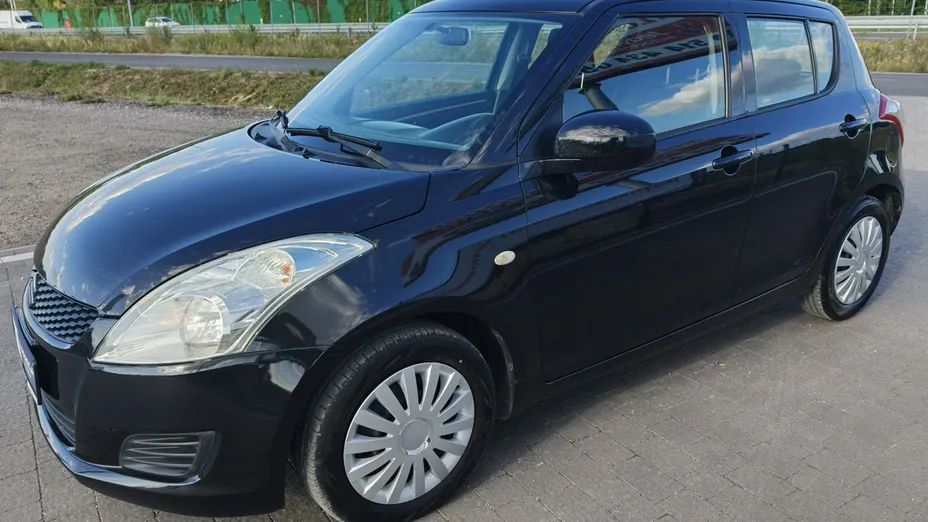 SUZUKI Swift -
