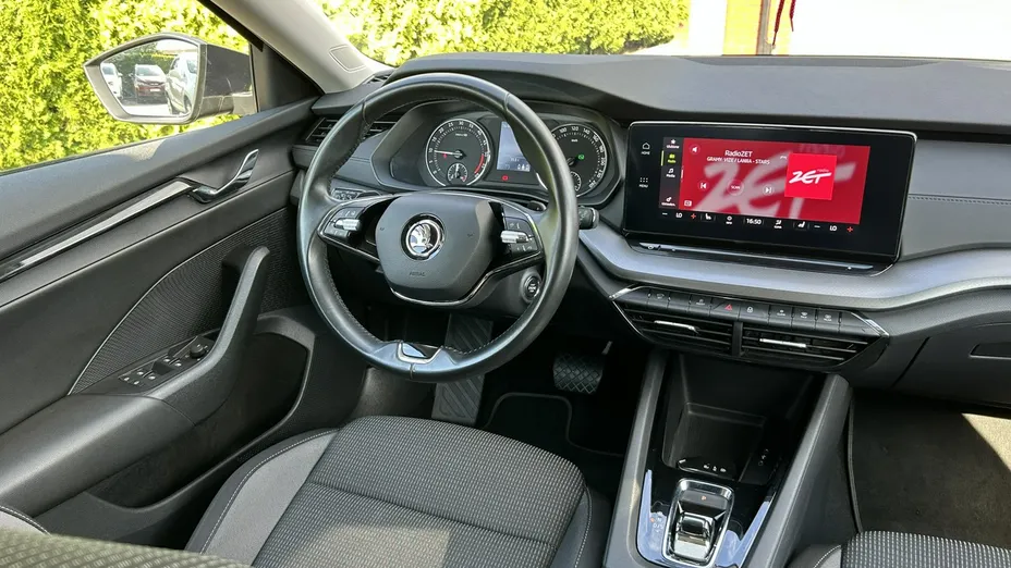 SKODA Octavia -