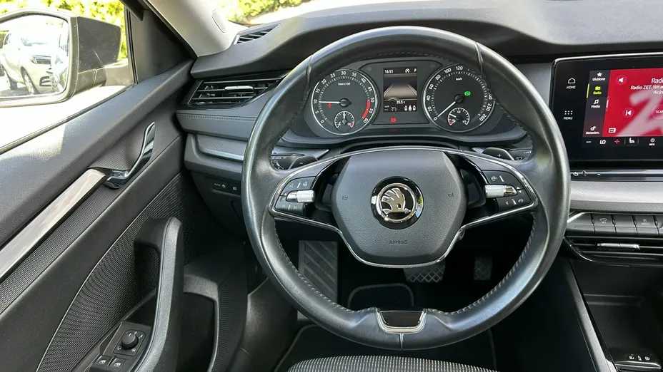 SKODA Octavia -