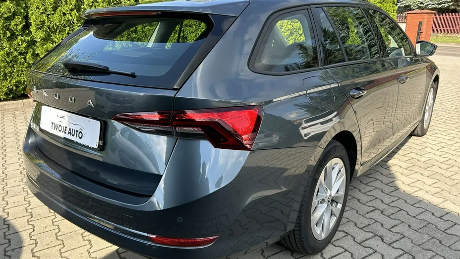 SKODA Octavia -