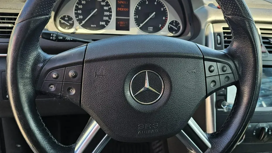 MERCEDES-BENZ B Klasa -