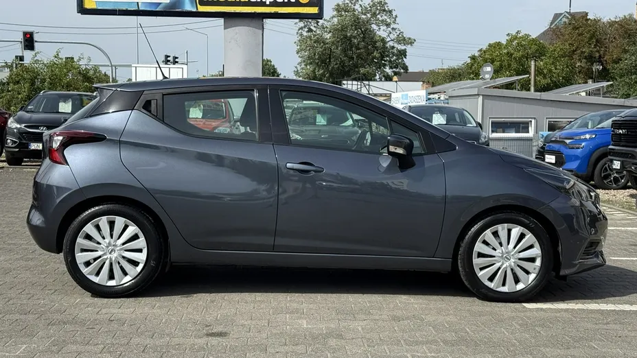 NISSAN Micra -