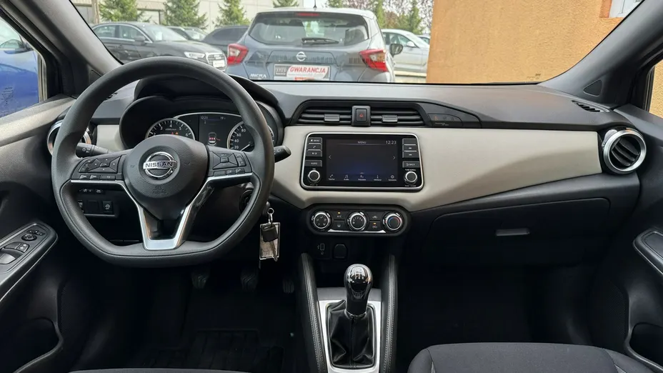 NISSAN Micra -