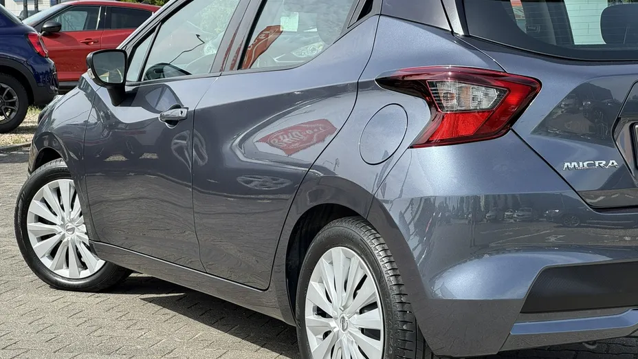 NISSAN Micra -
