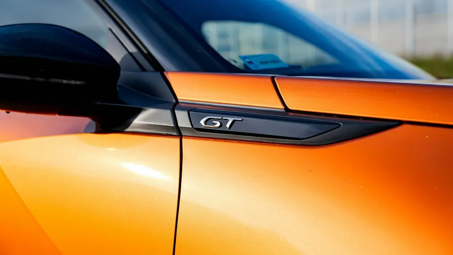 PEUGEOT 2008 -