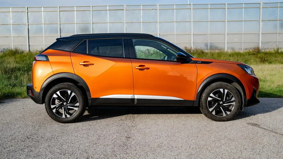 PEUGEOT 2008 -