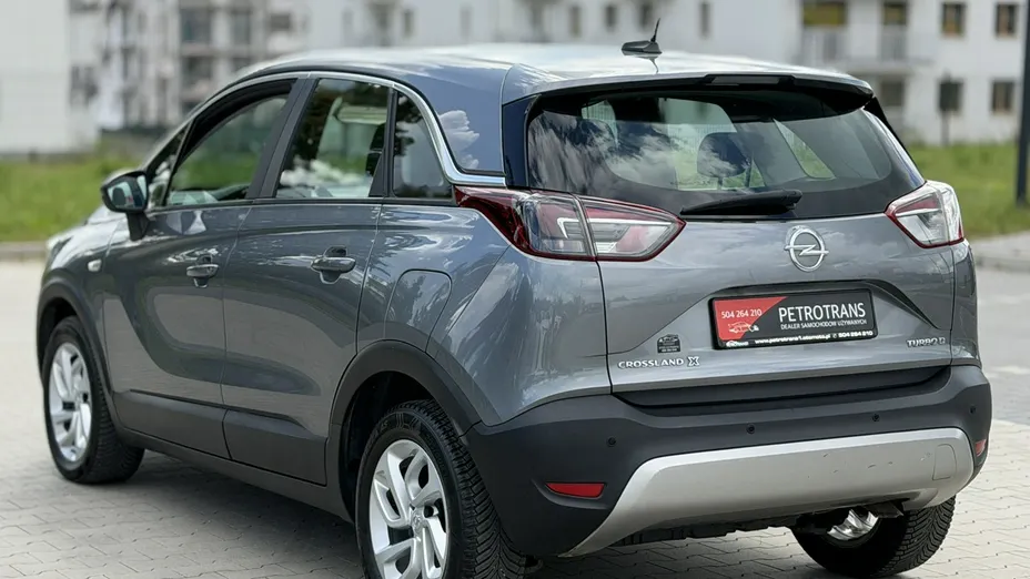 OPEL Crossland X -